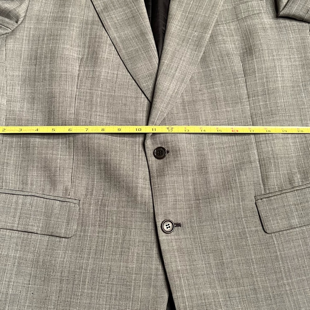Issimo Italian Men's Gray  Plaid Suit 48L - Picture 14 of 16